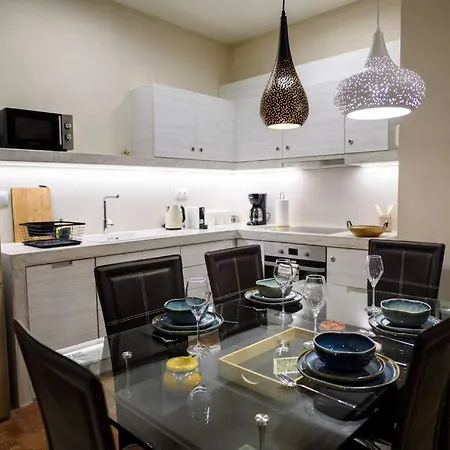 Apartment Boho 2 Bdr Luxury Meets The East Athens